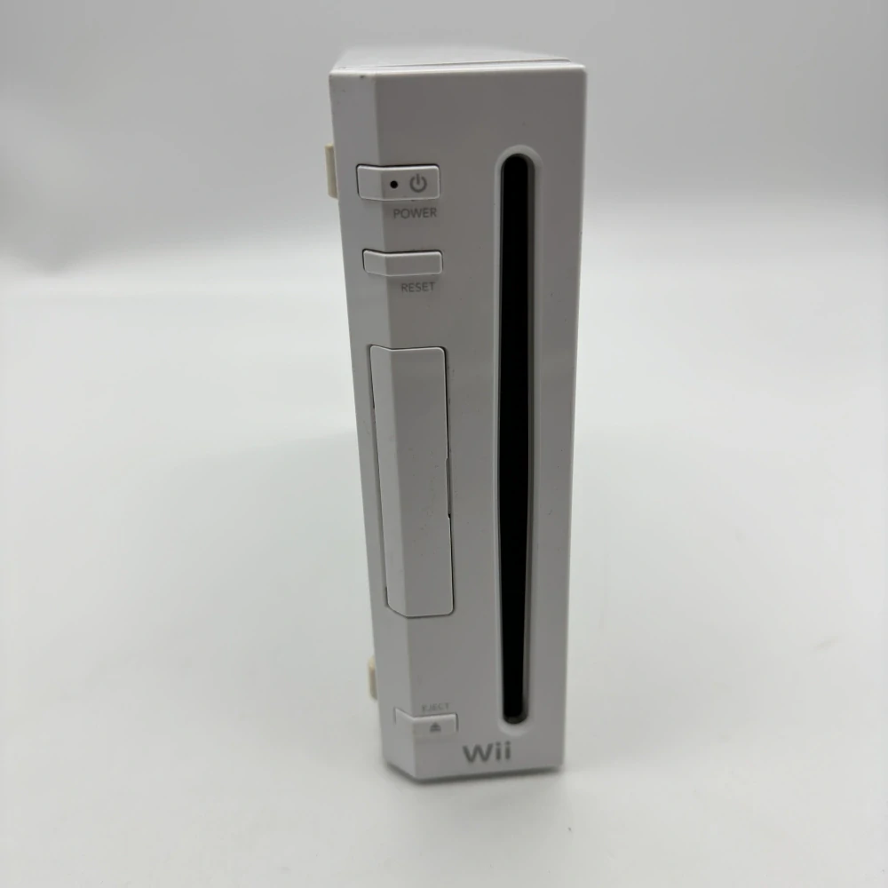 Nintendo WII + ovládače + senzor (s kompletnou kabelážou)