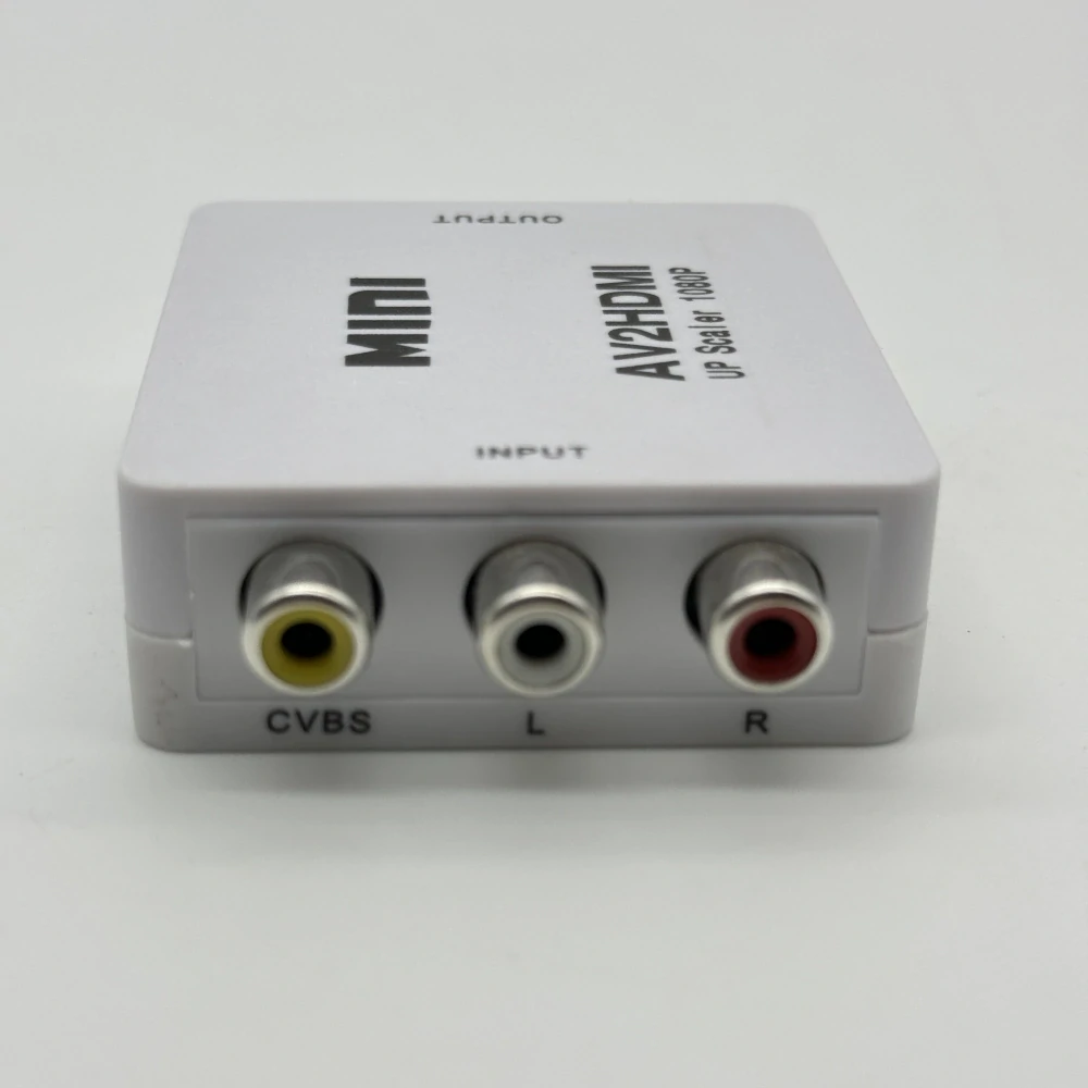 Prevodník AV na HDMI (biely variant)