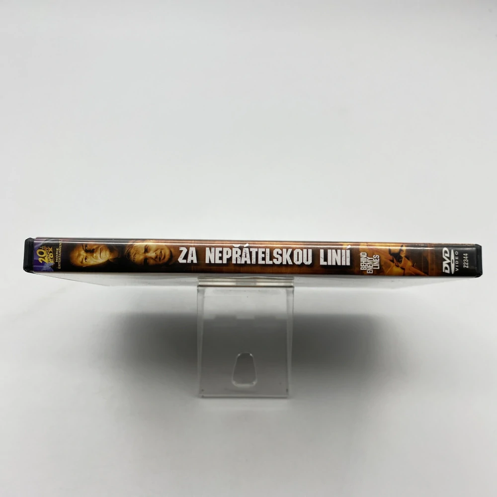 Za Nepriateľskou líniou