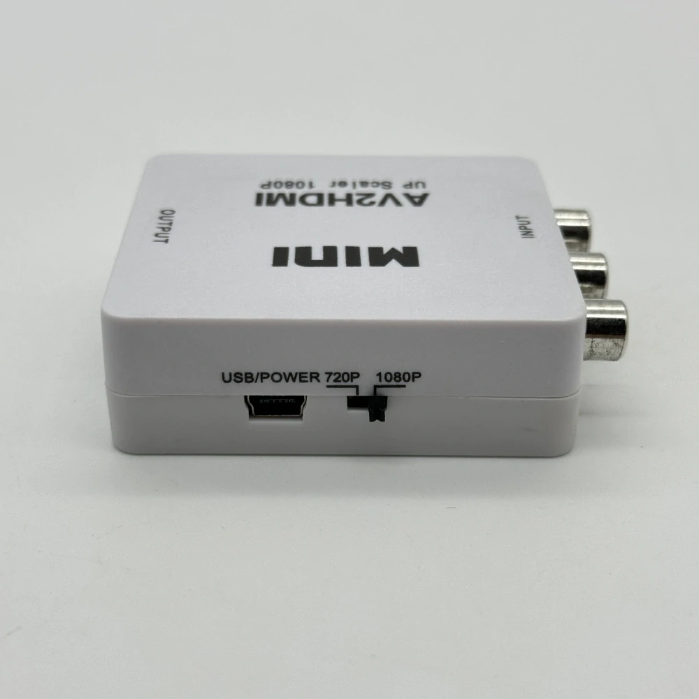 Prevodník AV na HDMI (biely variant)