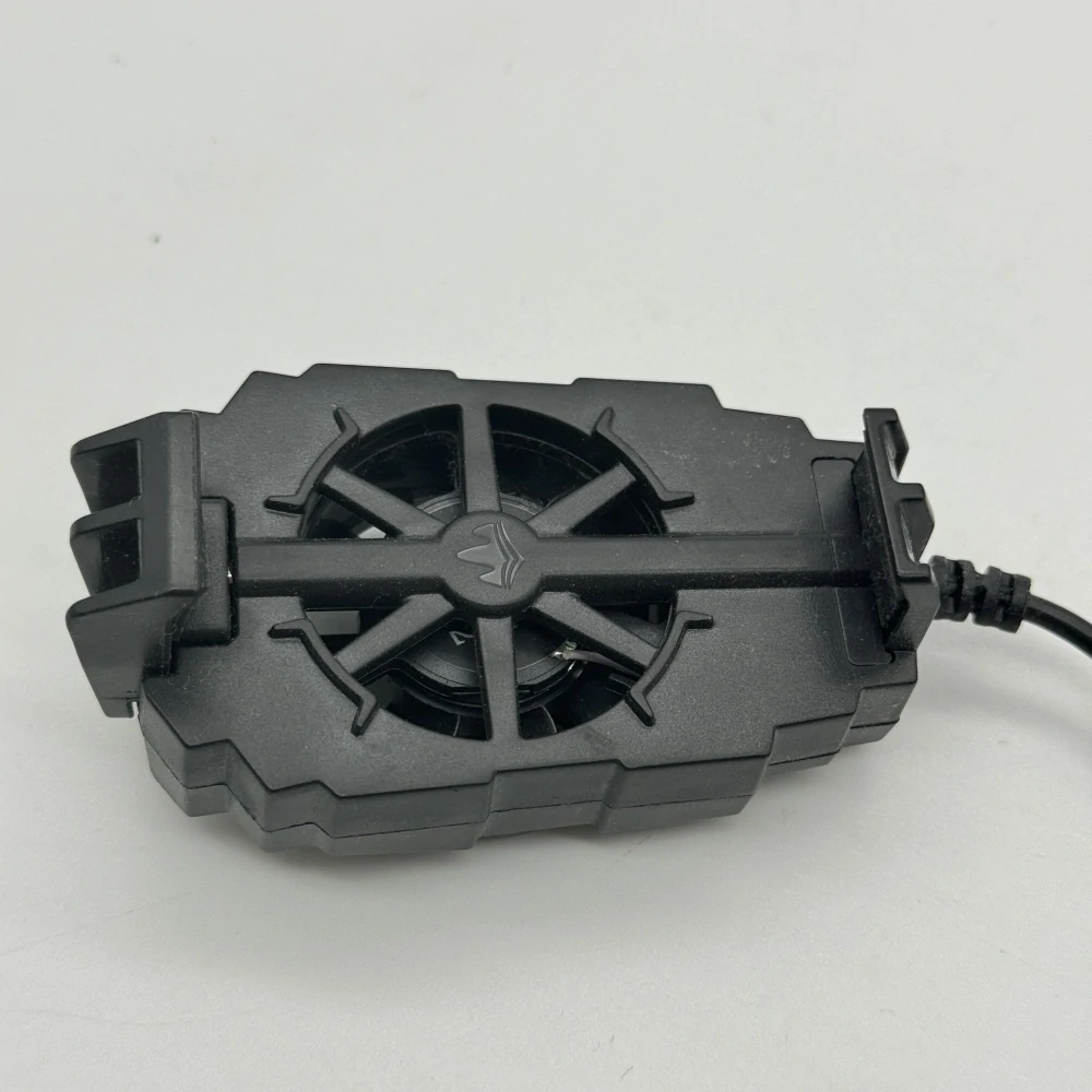 Chladič na telefón (USB vstup)