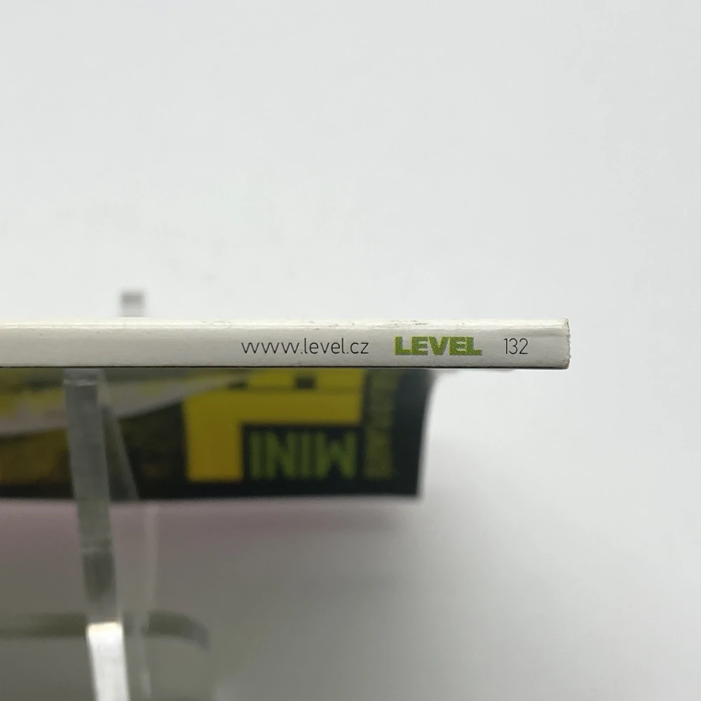 Level Mini 132