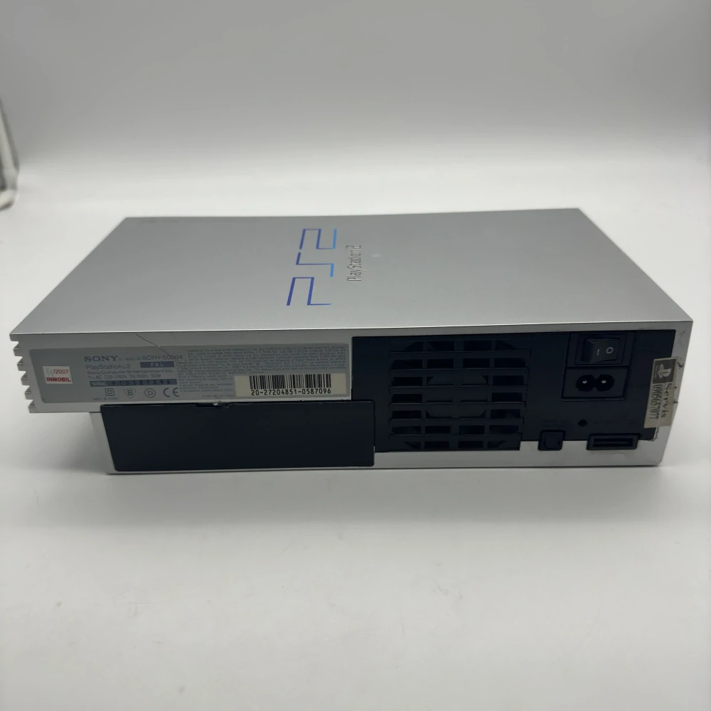 Playstation 2 (FAT) (strieborná) (SCPH-50004)