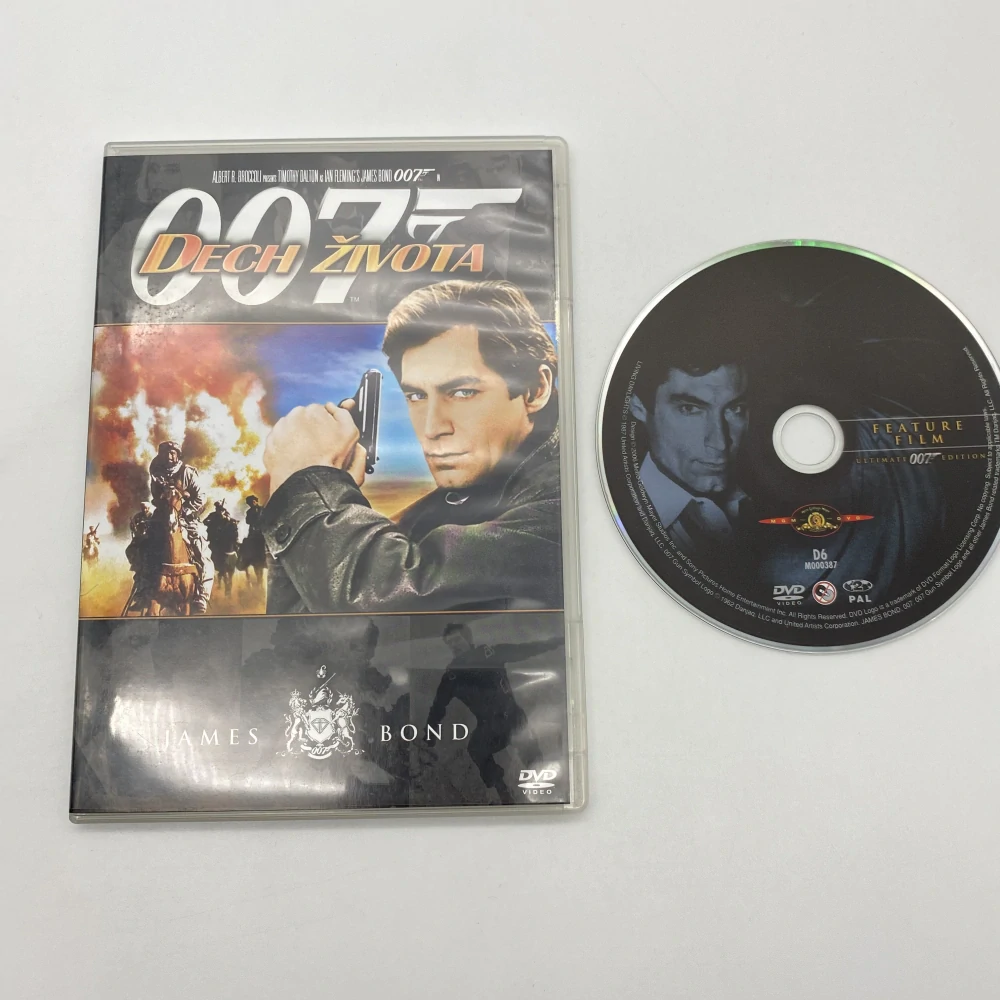 007 James Bond Dech Života