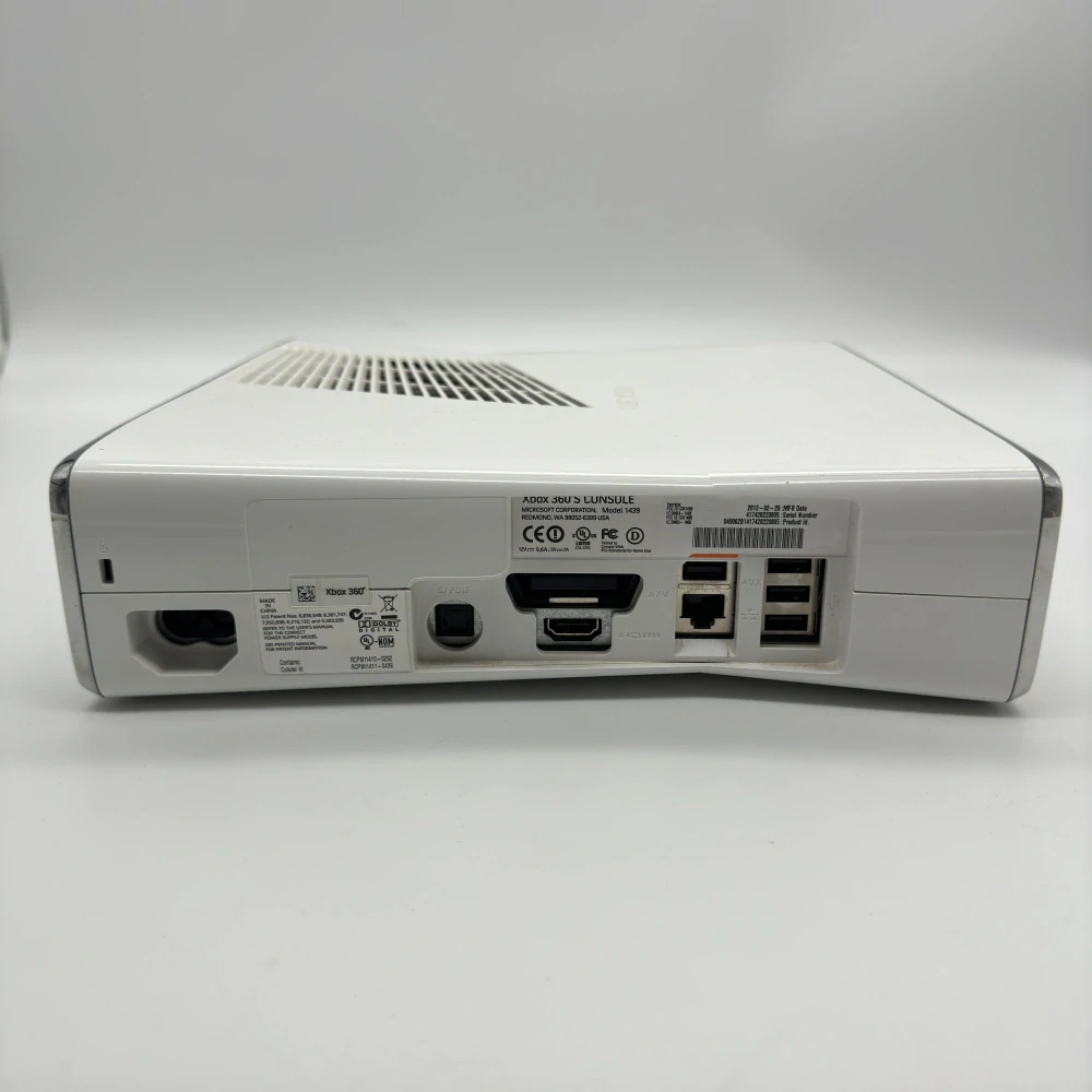 Xbox 360 Slim (biela)
