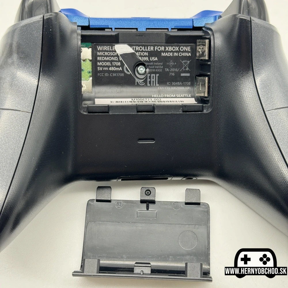 Xbox ONE ovládač (Gears of War)