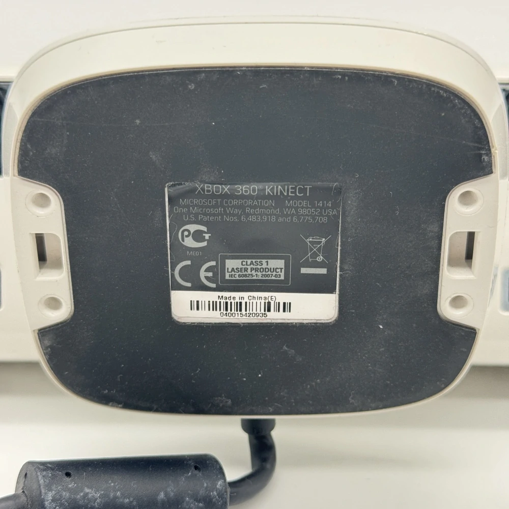 Kinect pre Xbox 360 (Biely variant)