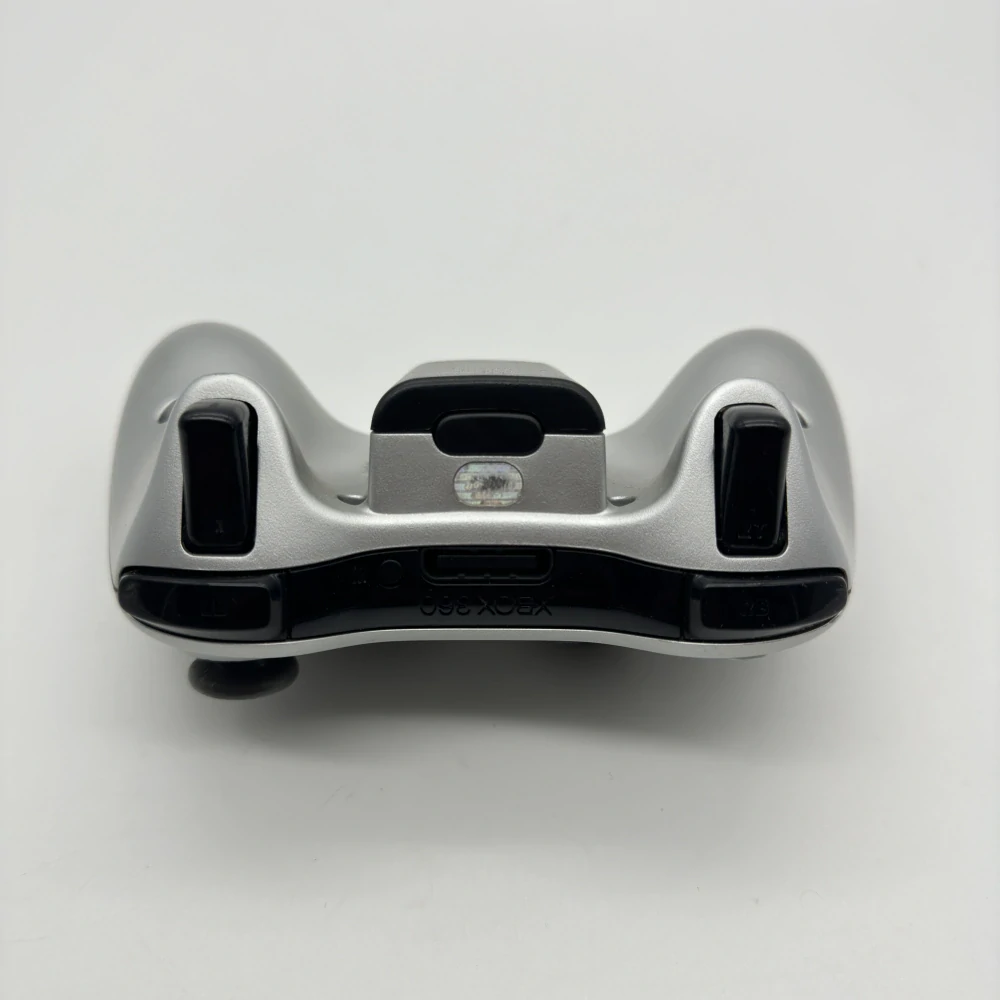 Xbox 360 ovládač (strieborný)