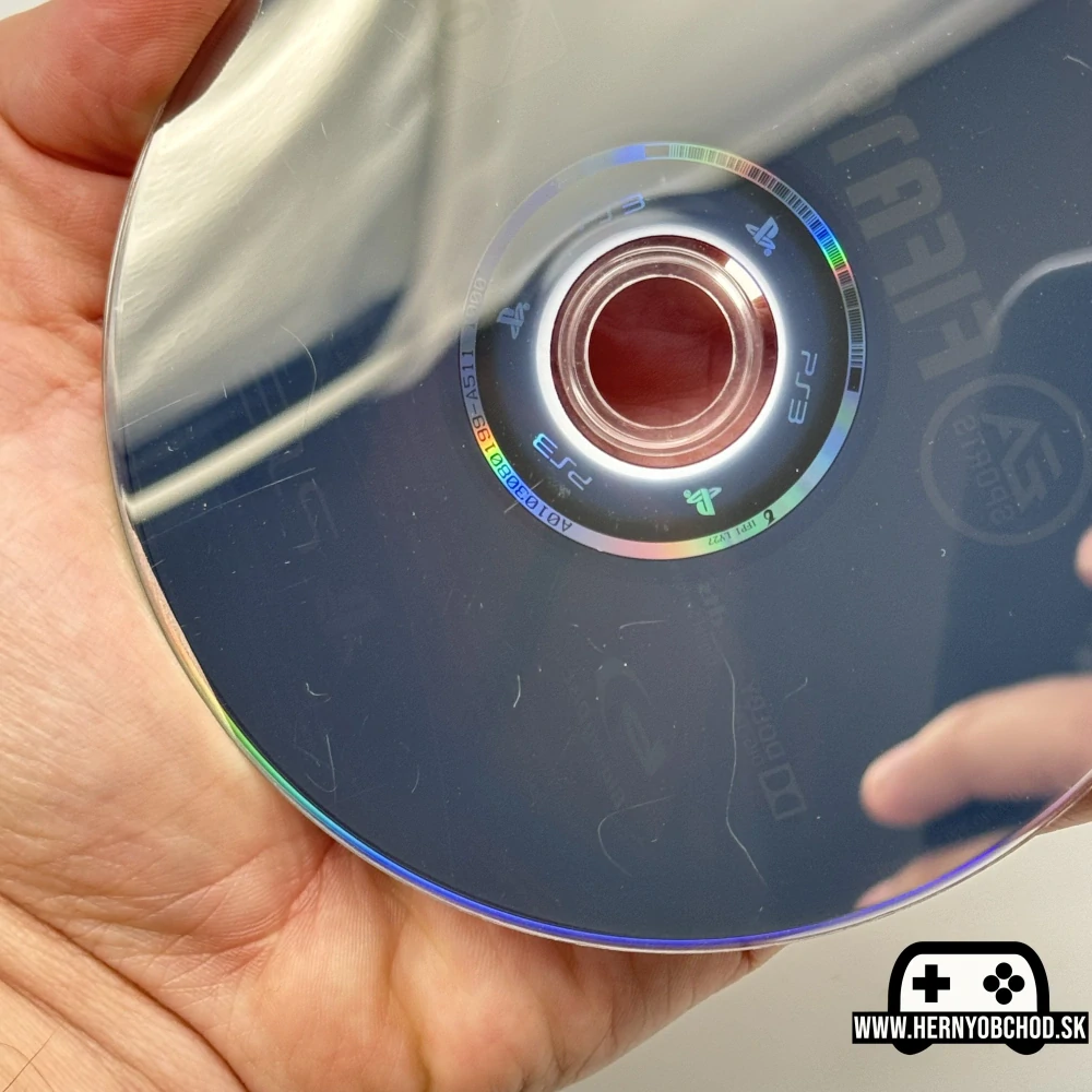 𝗙𝗜𝗙𝗔 𝟭𝟵 𝗟𝗲𝗴𝗮𝗰𝘆 𝗘𝗱𝗶𝘁𝗶𝗼𝗻 (𝗣𝗦𝟯): Hra + manuál | Disk má škrabance | Švédsko-nórsky obal