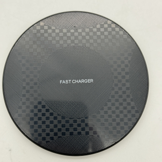 Bezdrôtová nabíjačka (Fast Charger) (štvorčekový dizajn)
