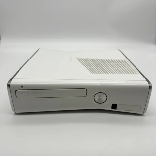 Xbox 360 Slim (biela)